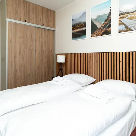 Ostoja Parku Narodowego, Sun & Snow * 斯克拉斯卡波伦巴