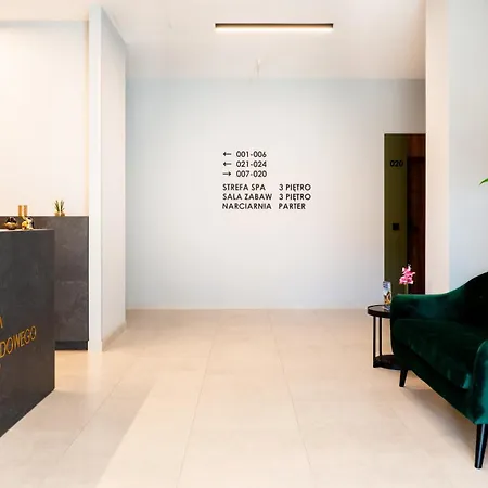 Ostoja Parku Narodowego, Sun & Snow * 斯克拉斯卡波伦巴